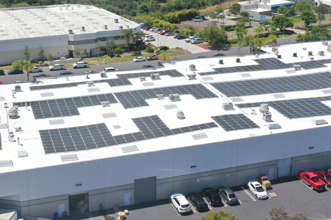 eva-rents-available-roof-space-in-san-diego-property